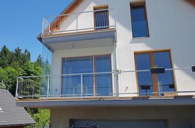 Zasklení balkonu systémem Lumon 5 Realizace Jablonec nad Nisou 42019