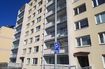 Zasklení balkonů v Teplicích, ulice Javorová - únor 2020